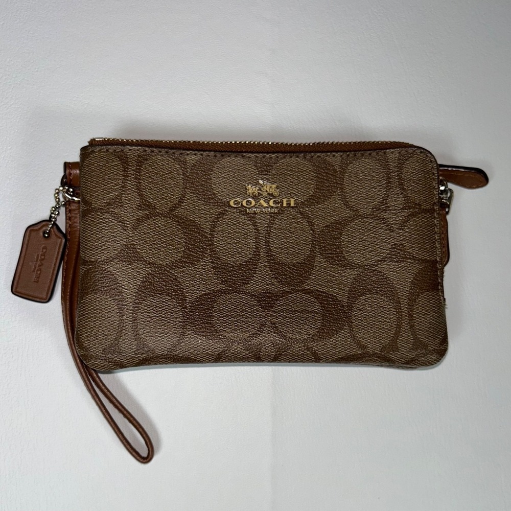 Coach F66506 Signature Wristlet Brown Tan Zip Pouch Wallet Clutch EUC